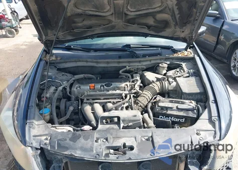 2008 Honda Accord Lxp z USA, uszkodzony, nr VIN 1HGCP26418A101022